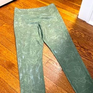 Zyia Olive Maze Light n Tight Hi-Rise 7/8 24"